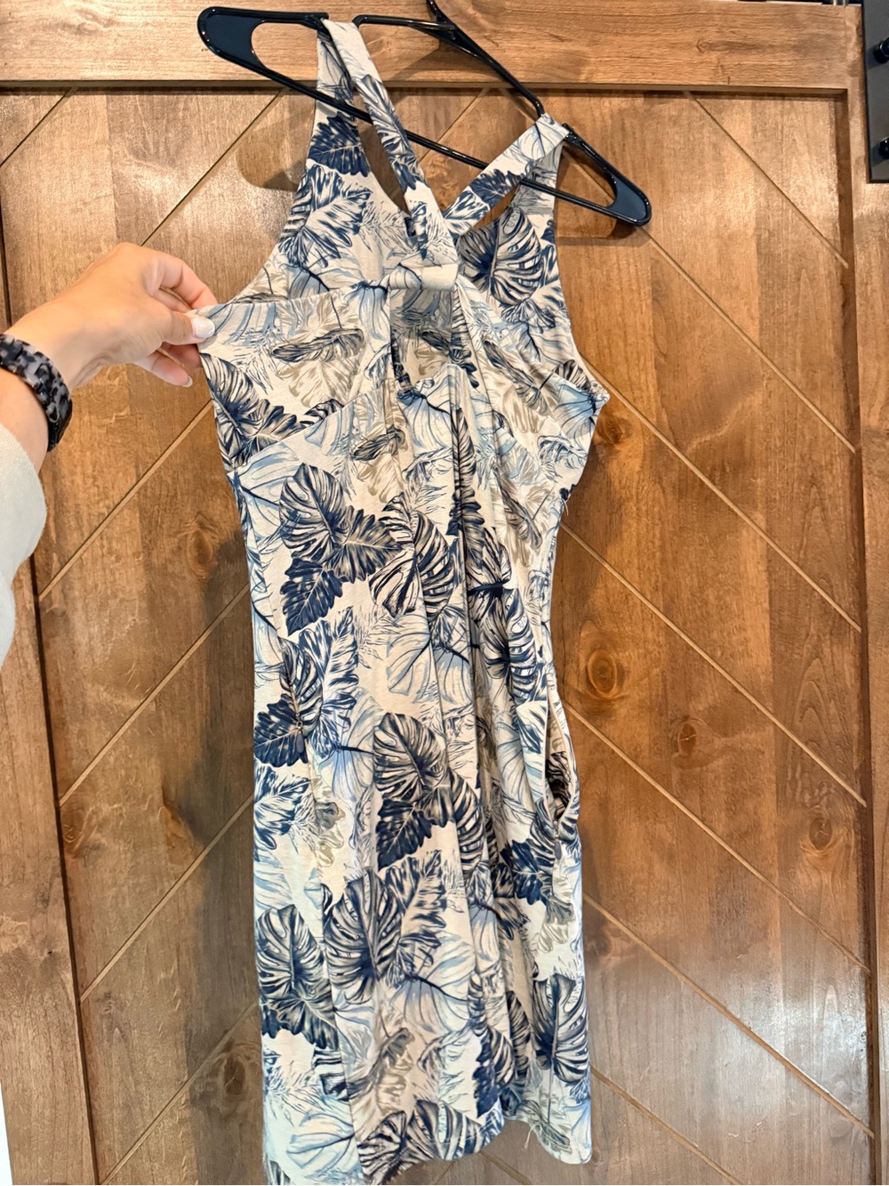 Kyodan Tropical Leaf Print Dress - Picture 2 of 3
